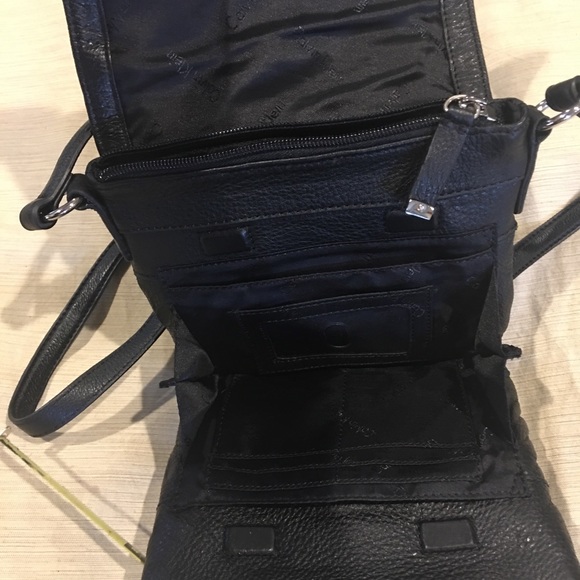 Calvin Klein handbag - Picture 3 of 4